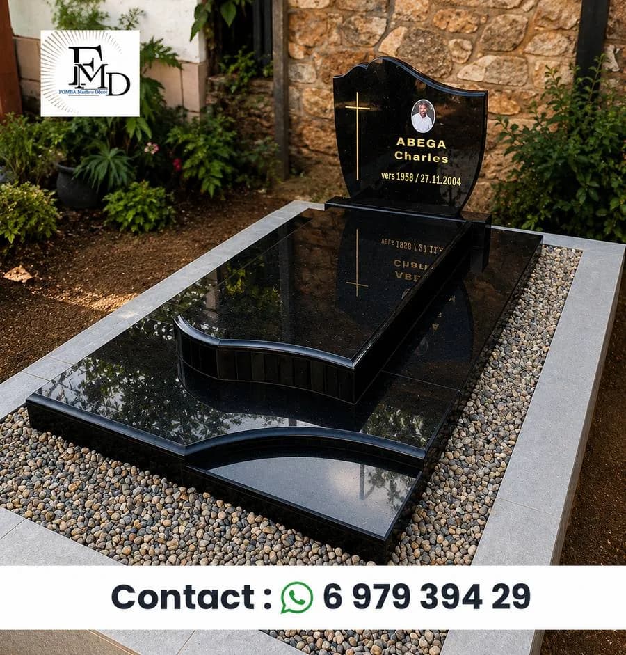 Monument Funéraire Granit Black Galaxy — Fomba Marbre Décor
